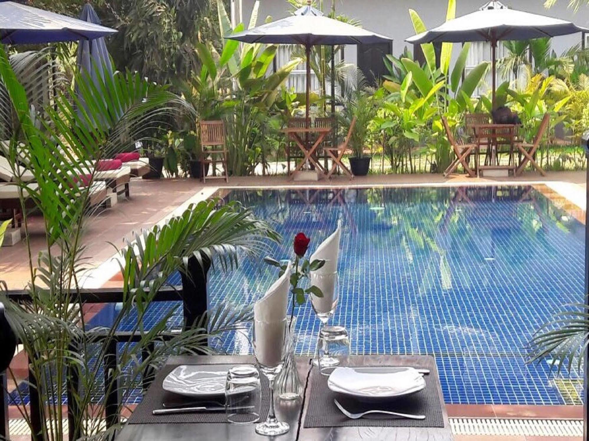 Reveal Angkor Hotel Siem Reap Eksteriør billede